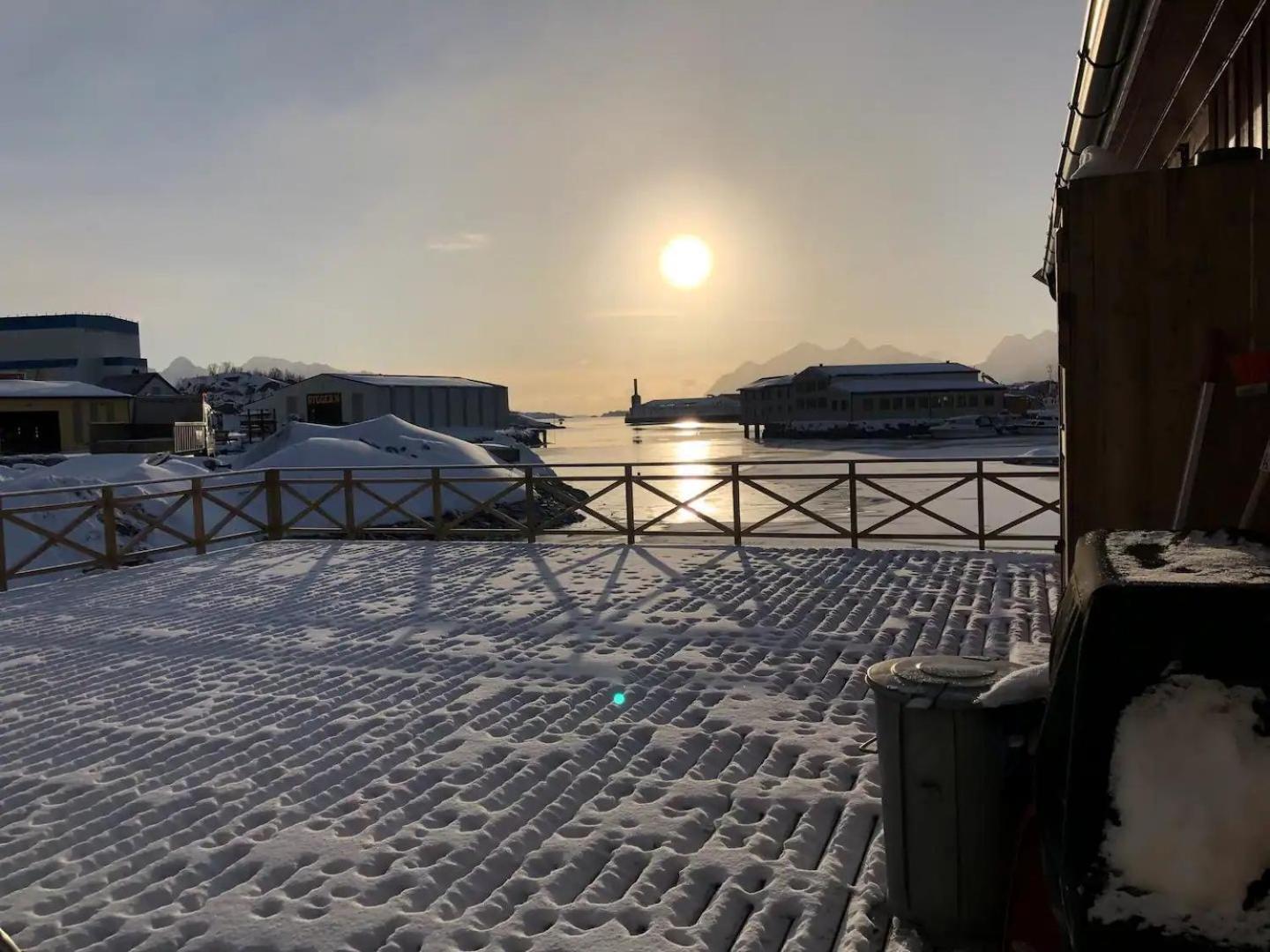 Nora'S Waterfront Cabin Svolvaer Ngoại thất bức ảnh