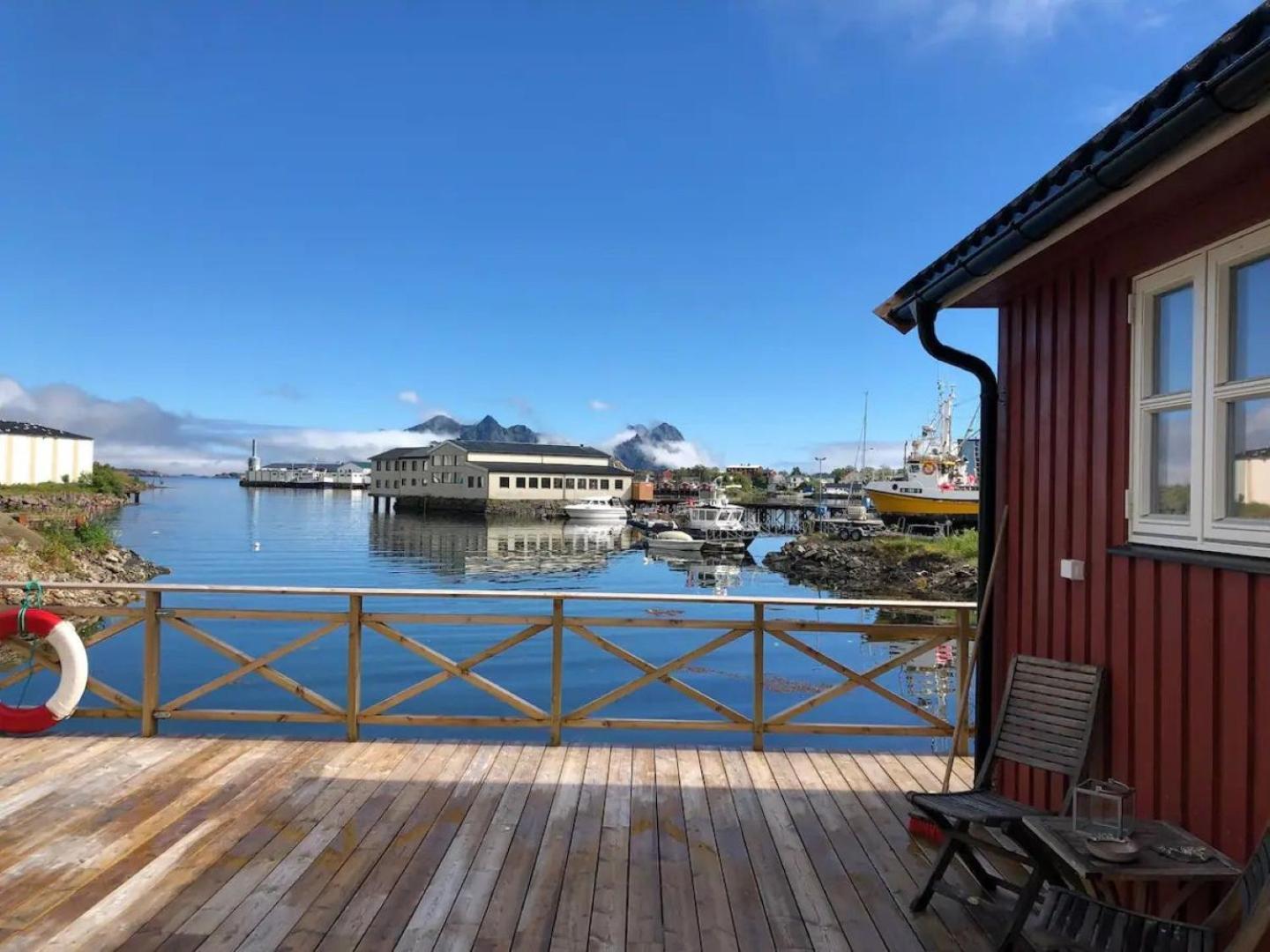 Nora'S Waterfront Cabin Svolvaer Ngoại thất bức ảnh